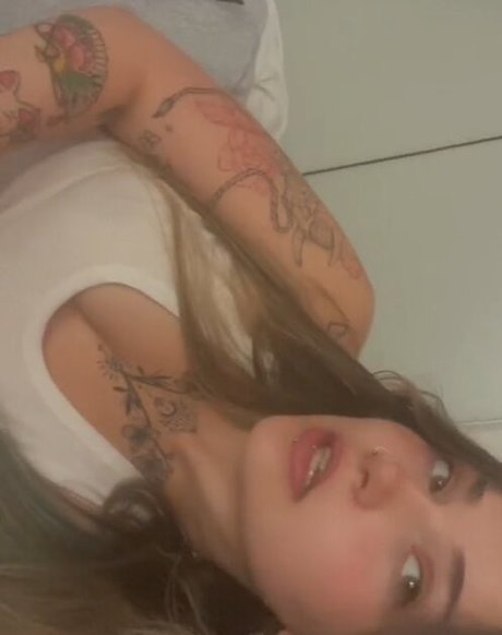 Foto desnuda filtrada de OnlyFans de Ravidazar