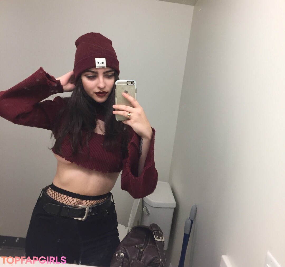 Foto desnuda filtrada de OnlyFans de Artbitch666 #8 Foto desnuda filtrada de OnlyFans de Artbitch666 #8