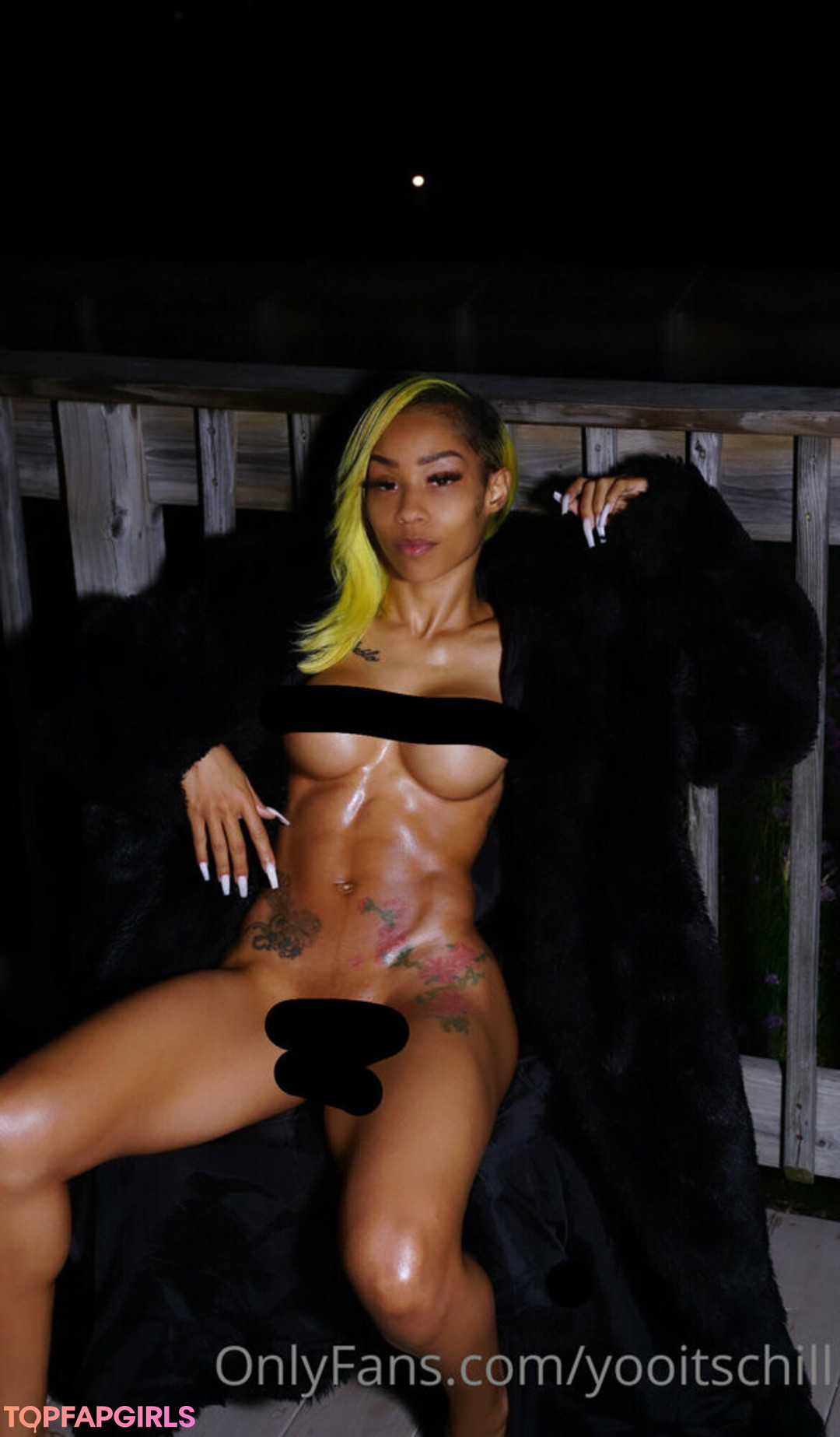 Foto desnuda filtrada de OnlyFans de Yooitschill #124 Foto desnuda filtrada de OnlyFans de Yooitschill #124