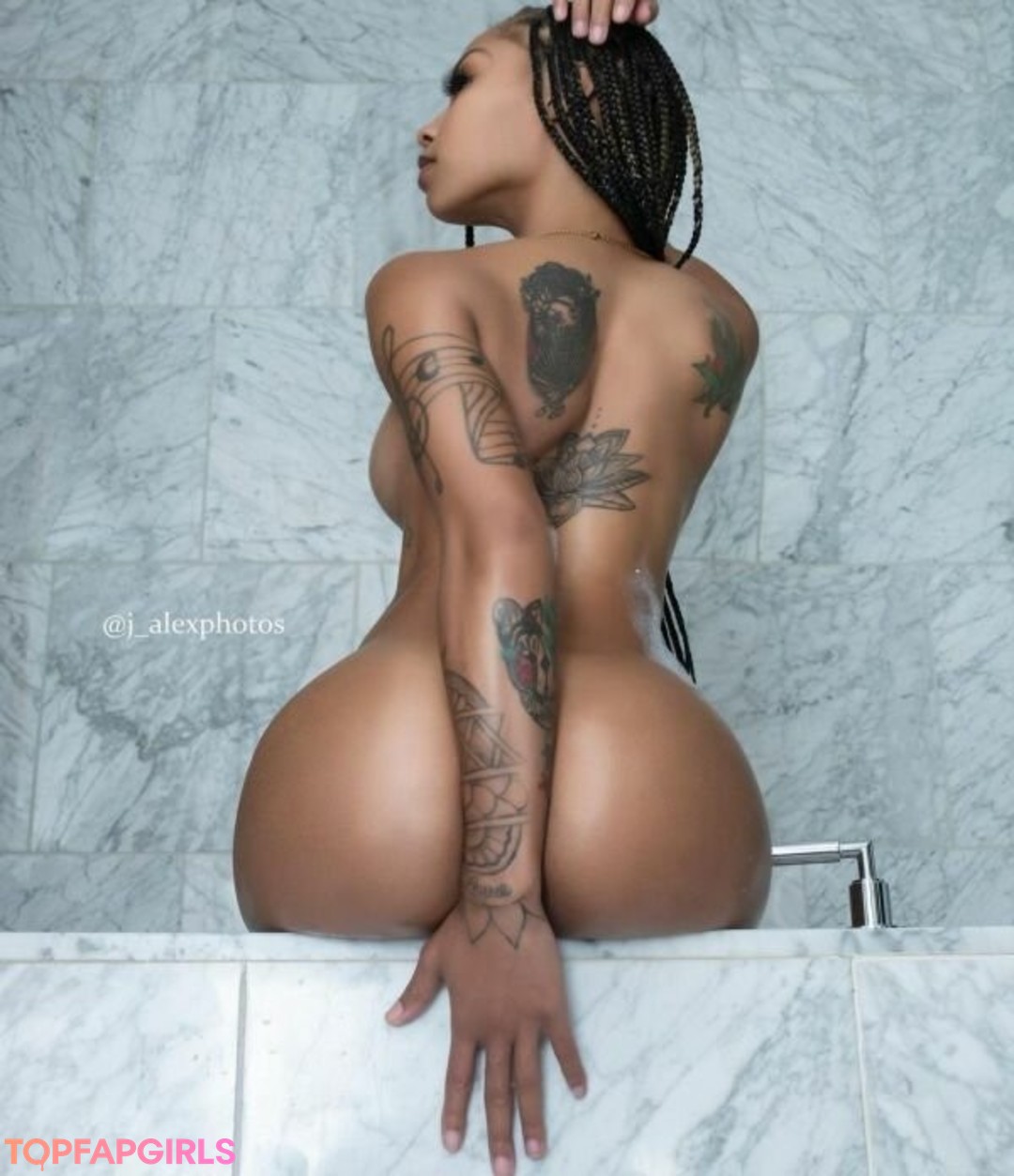 Foto desnuda filtrada de OnlyFans de Yooitschill #30 Foto desnuda filtrada de OnlyFans de Yooitschill #30