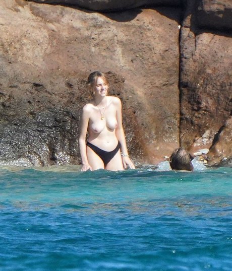 Maya Hawke