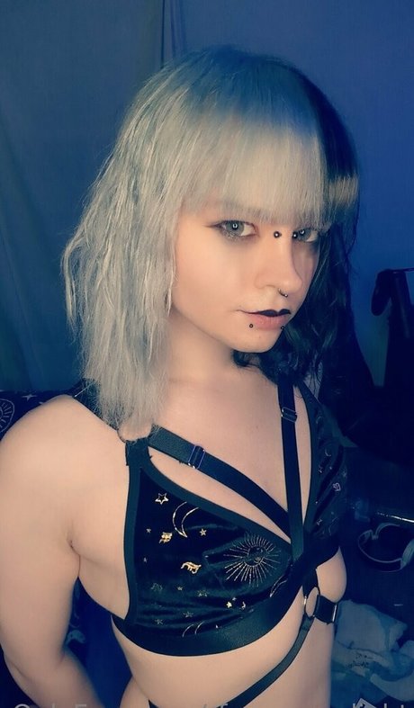Foto desnuda filtrada de OnlyFans de Faye Hizuki