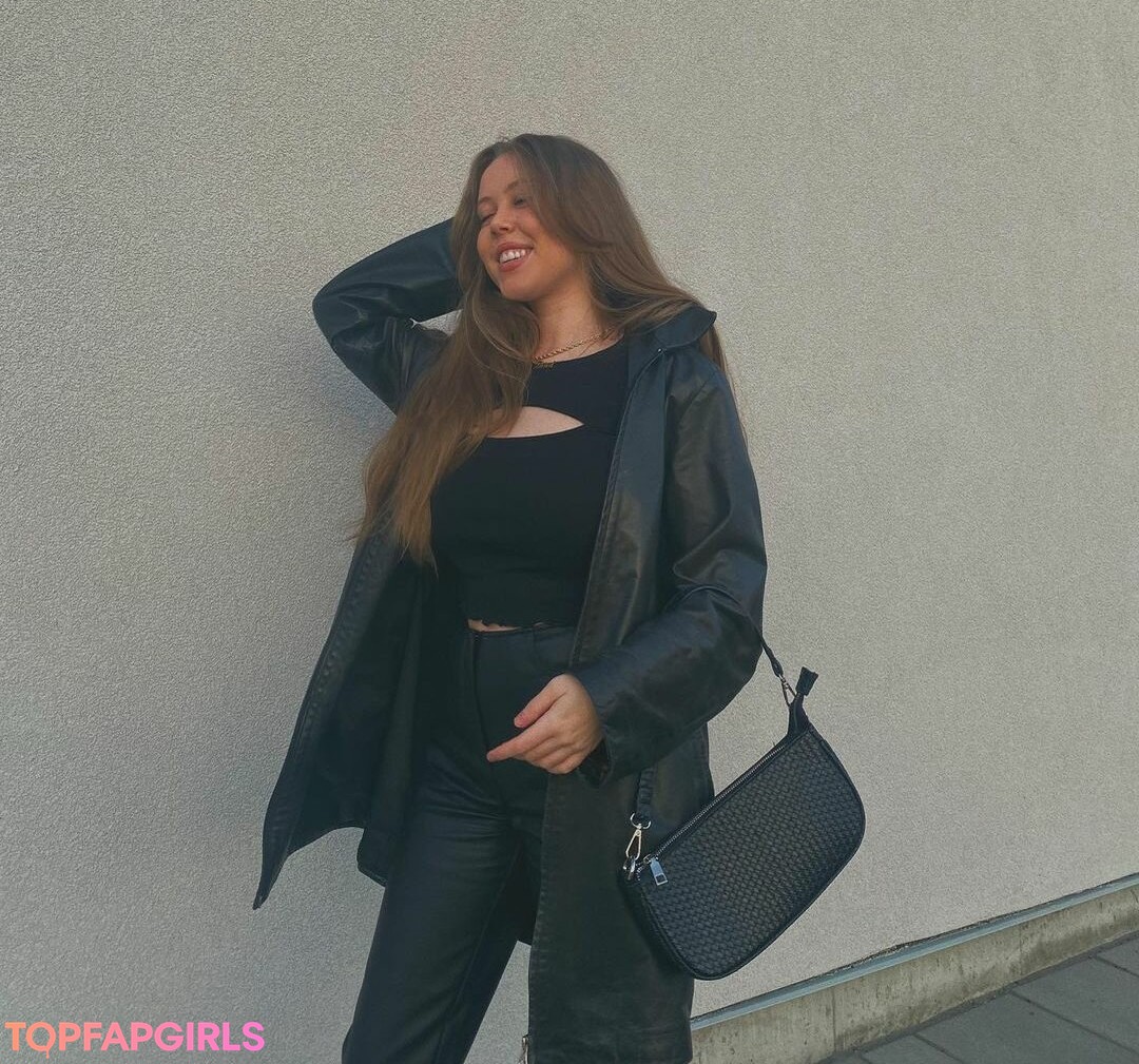 Foto desnuda filtrada de OnlyFans de Emily Kyte #117 Foto desnuda filtrada de OnlyFans de Emily Kyte #117