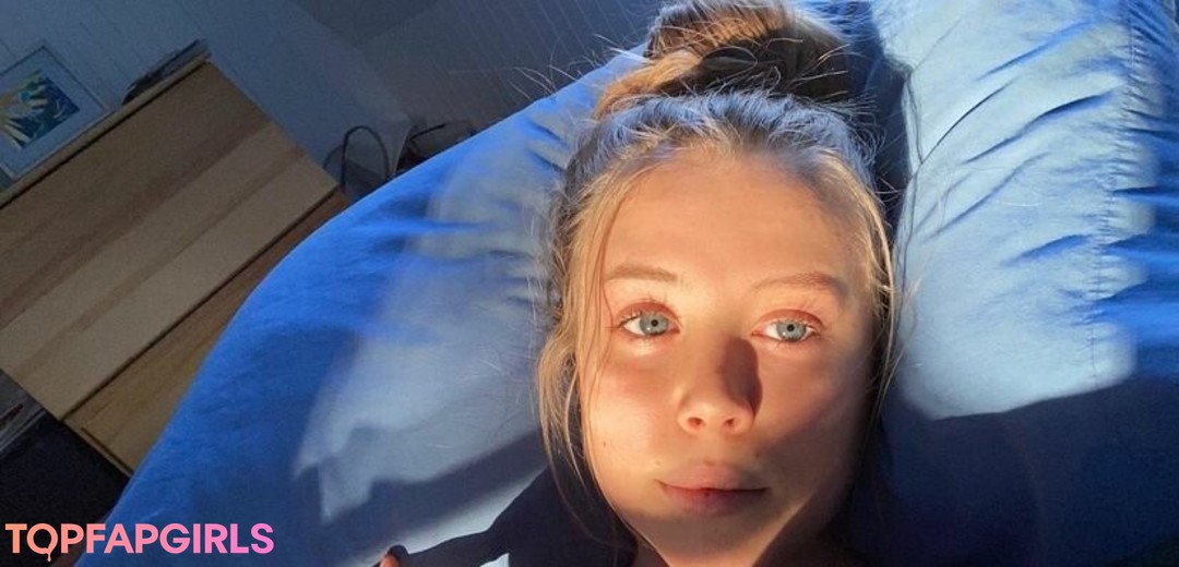 Foto desnuda filtrada de OnlyFans de Emily Kyte #228 Foto desnuda filtrada de OnlyFans de Emily Kyte #228