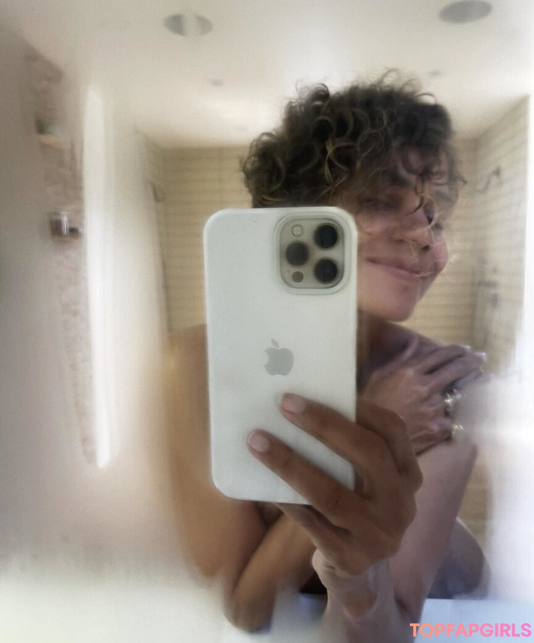 Foto desnuda filtrada de OnlyFans de Halle Berry #104 Foto desnuda filtrada de OnlyFans de Halle Berry #104
