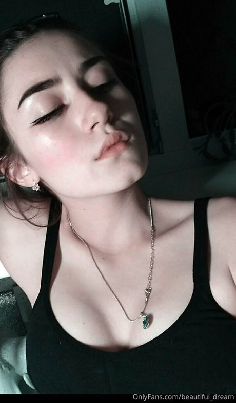 Foto desnuda filtrada de OnlyFans de Veryniceice