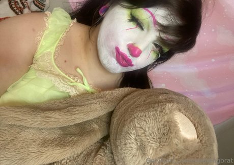 Moaningbrat