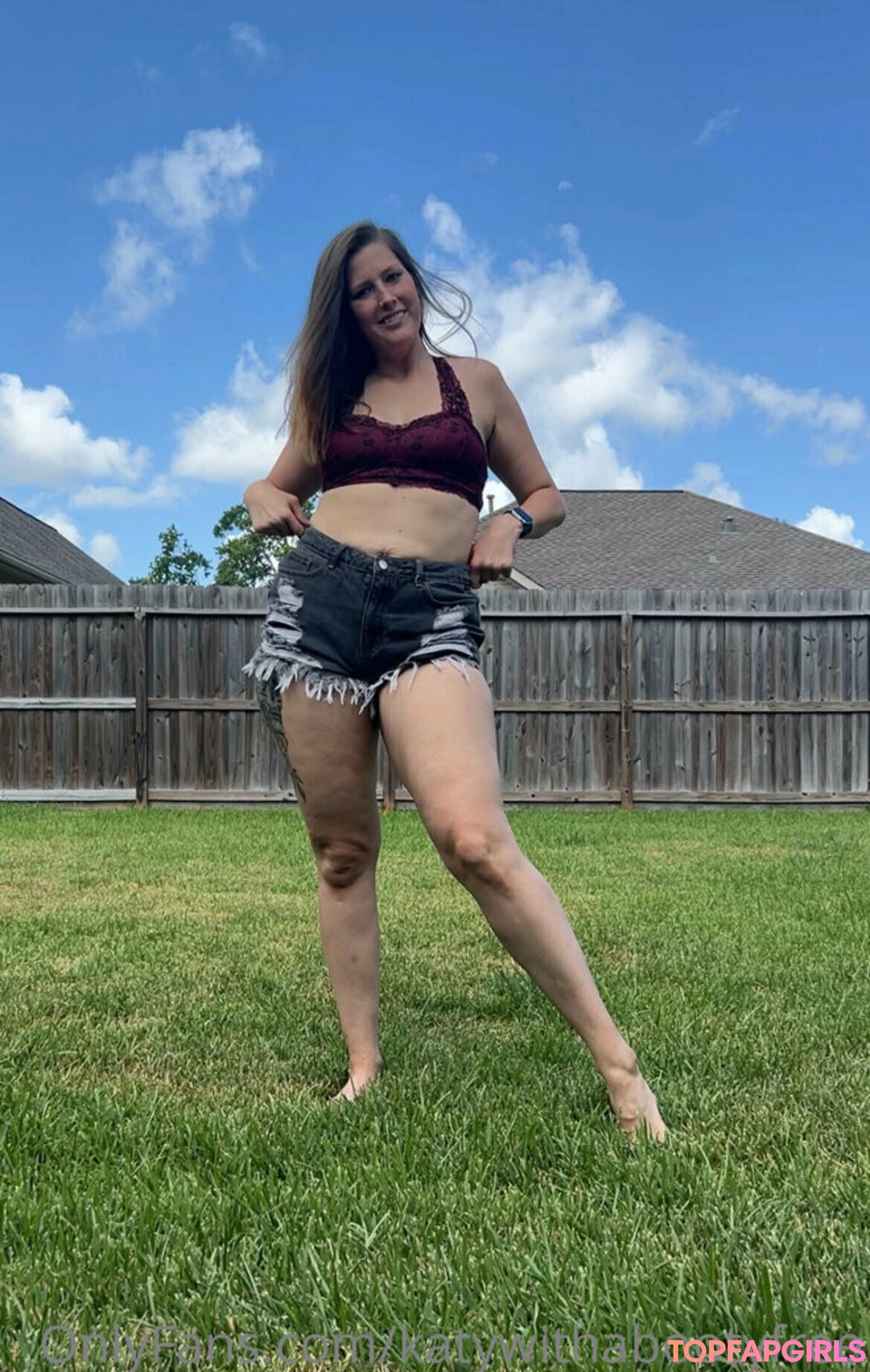 Foto desnuda filtrada de OnlyFans de Katywithabootyfree #5 Foto desnuda filtrada de OnlyFans de Katywithabootyfree #5