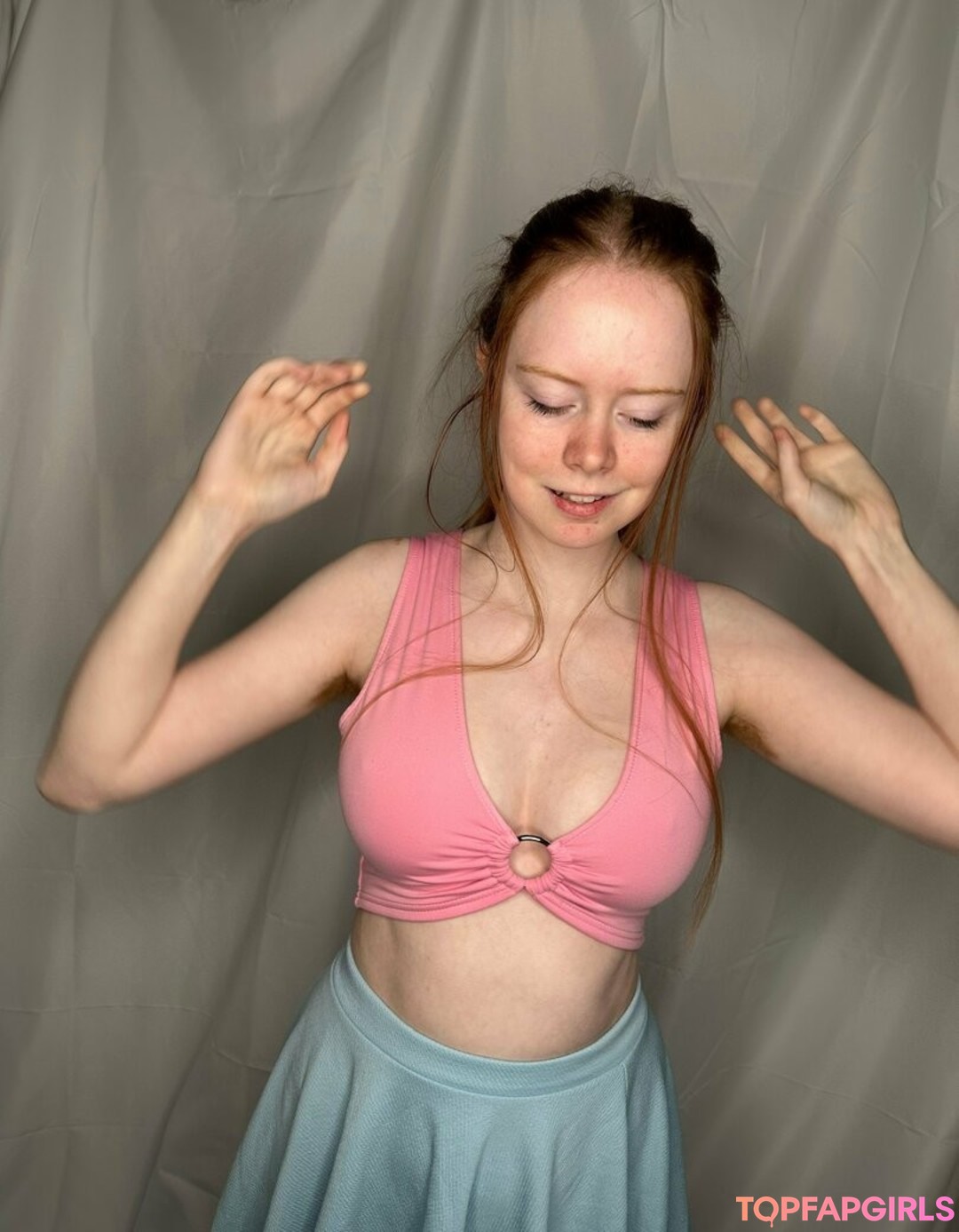 Foto desnuda filtrada de OnlyFans de Cherrylovebombb #272 Foto desnuda filtrada de OnlyFans de Cherrylovebombb #272