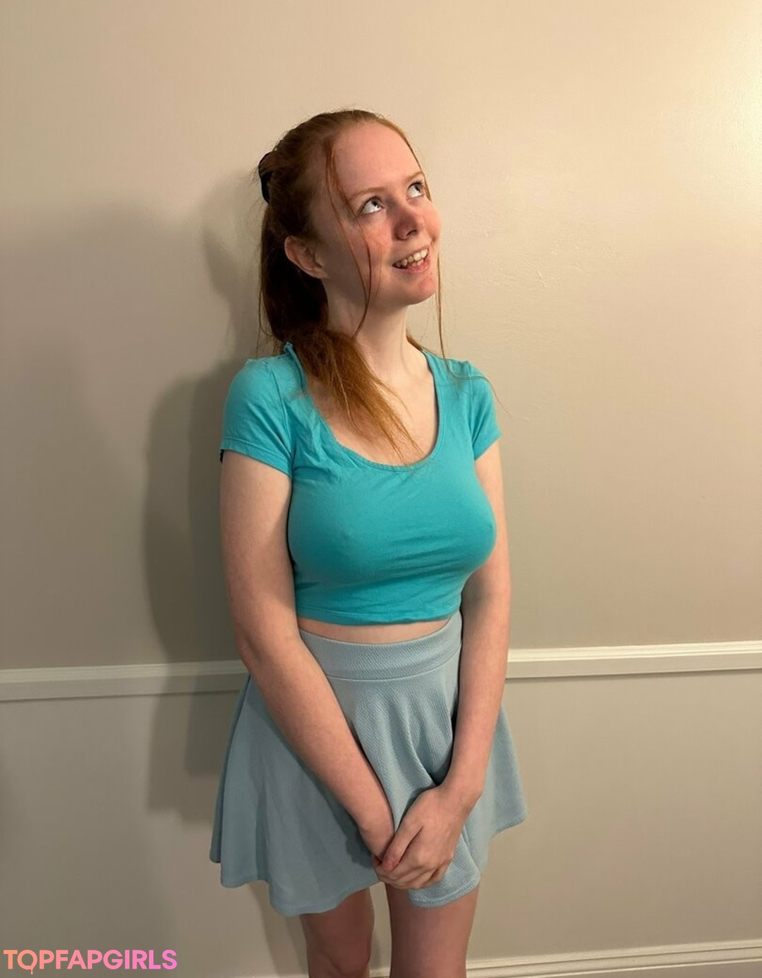 Foto desnuda filtrada de OnlyFans de Cherrylovebombb #289 Foto desnuda filtrada de OnlyFans de Cherrylovebombb #289