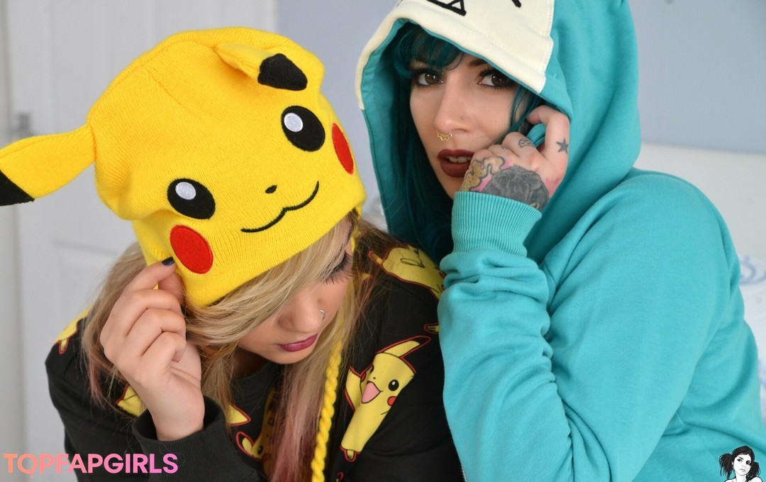 Foto desnuda filtrada de OnlyFans de Katsandcrows #211 Foto desnuda filtrada de OnlyFans de Katsandcrows #211