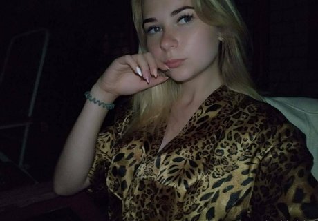 Atendergirlvialeti