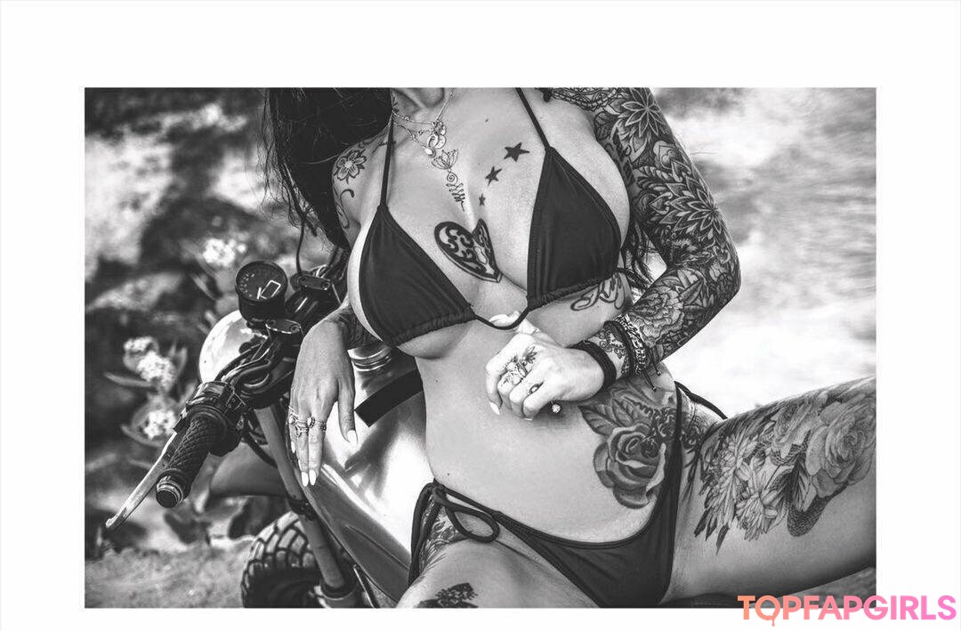 Foto desnuda filtrada de OnlyFans de Kimmyxxzzz #16 Foto desnuda filtrada de OnlyFans de Kimmyxxzzz #16