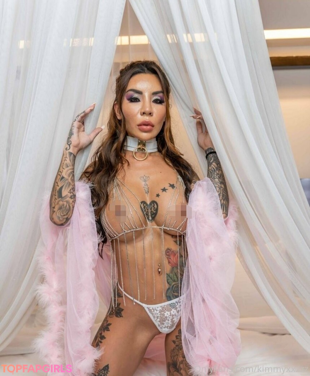 Foto desnuda filtrada de OnlyFans de Kimmyxxzzz #24 Foto desnuda filtrada de OnlyFans de Kimmyxxzzz #24