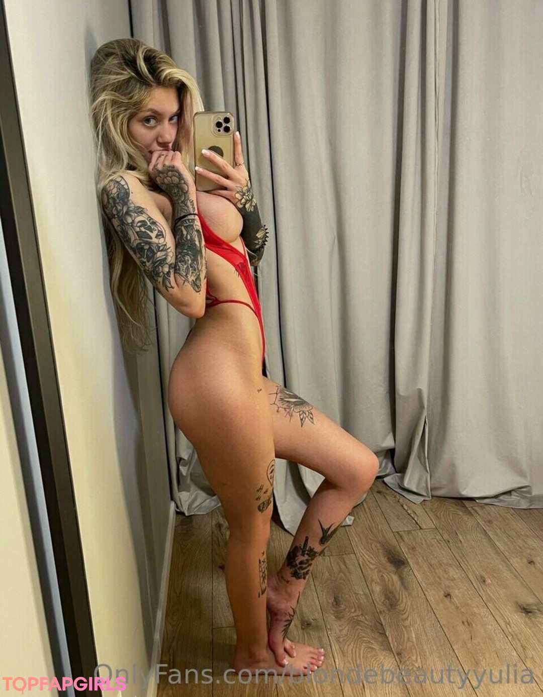 Foto desnuda filtrada de OnlyFans de Nikolnatuniewicz #3 Foto desnuda filtrada de OnlyFans de Nikolnatuniewicz #3