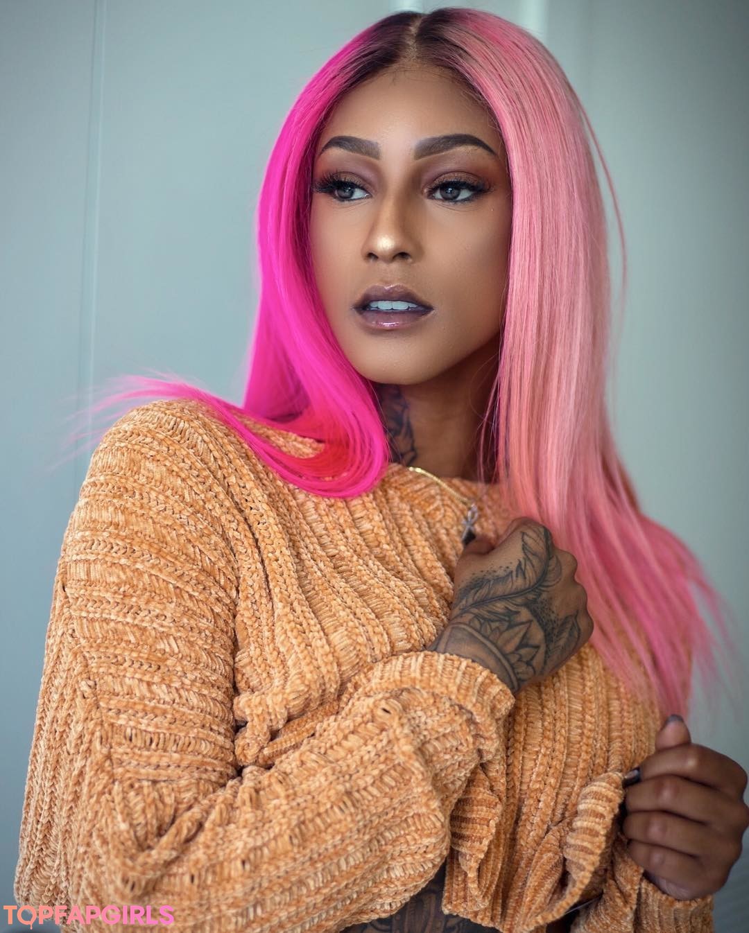 Foto desnuda filtrada de OnlyFans de Mizz Twerksum #316 Foto desnuda filtrada de OnlyFans de Mizz Twerksum #316