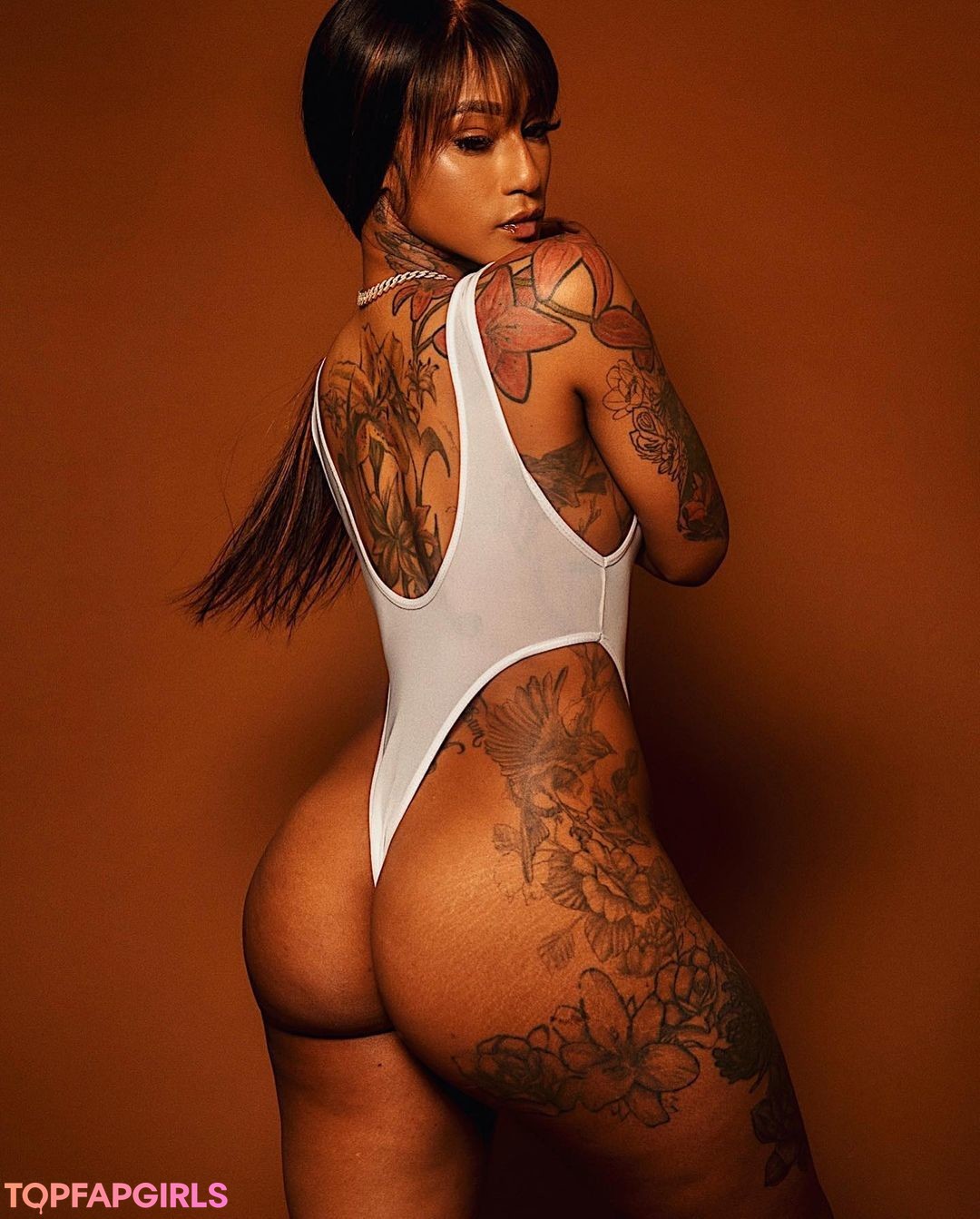 Foto desnuda filtrada de OnlyFans de Mizz Twerksum #348 Foto desnuda filtrada de OnlyFans de Mizz Twerksum #348