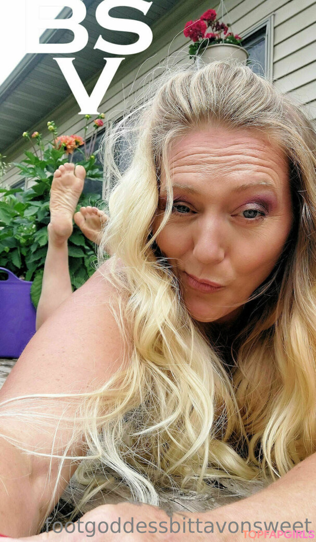 Foto desnuda filtrada de OnlyFans de Footgoddessbittavonsweet #141 Foto desnuda filtrada de OnlyFans de Footgoddessbittavonsweet #141