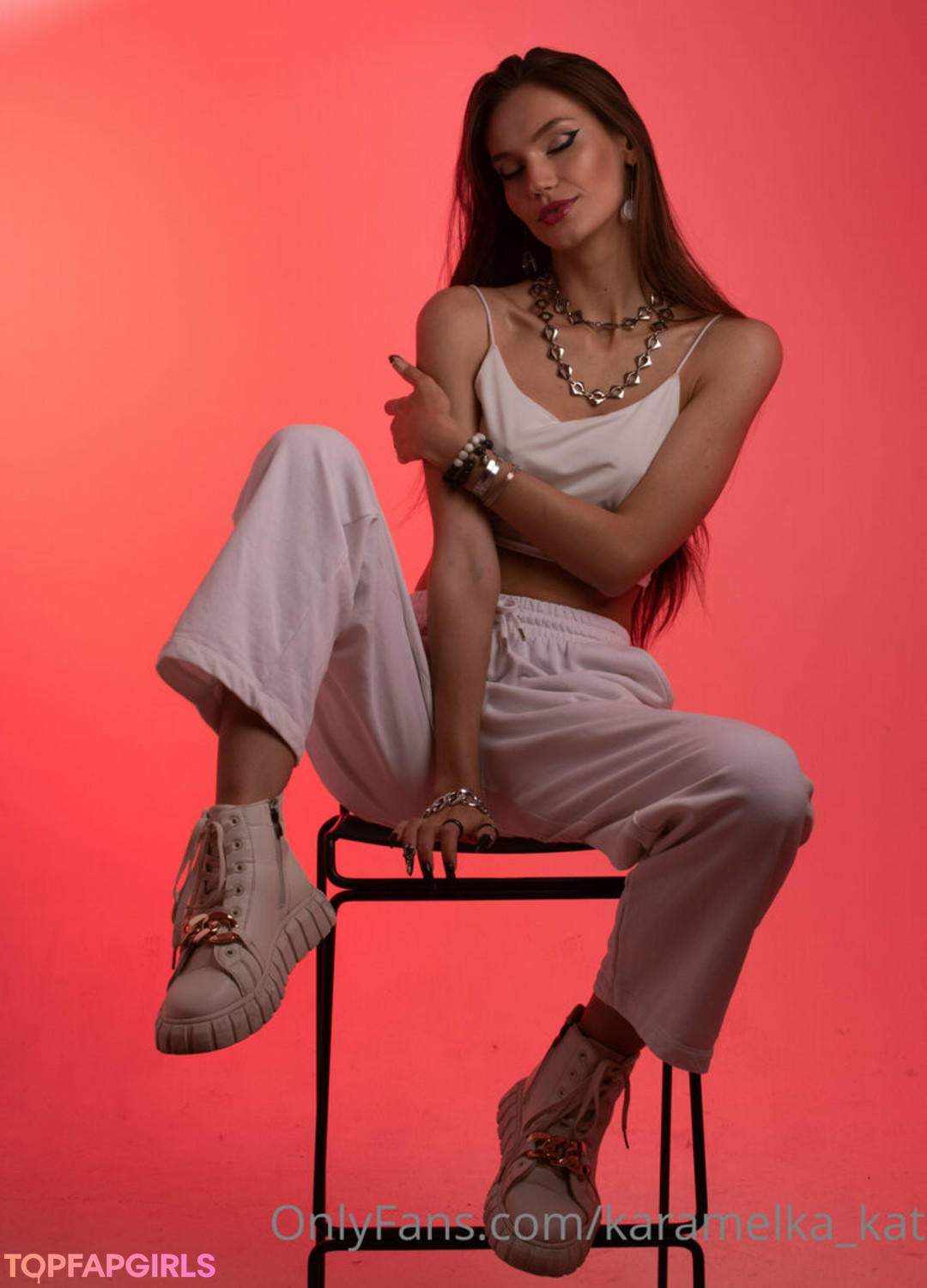 Foto desnuda filtrada de OnlyFans de Karamelkakat #346 Foto desnuda filtrada de OnlyFans de Karamelkakat #346