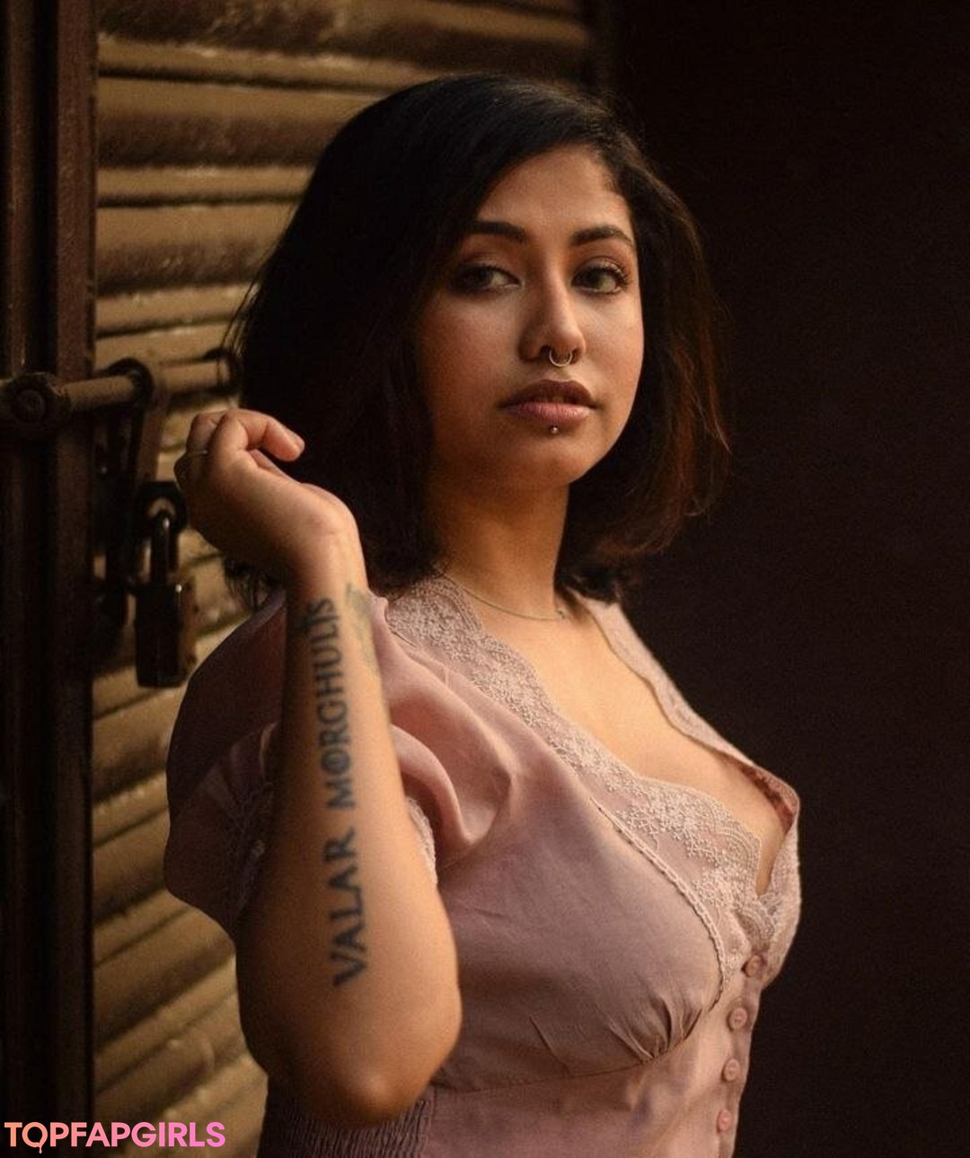 Foto desnuda filtrada de OnlyFans de Chandrika Passionica #36 Foto desnuda filtrada de OnlyFans de Chandrika Passionica #36