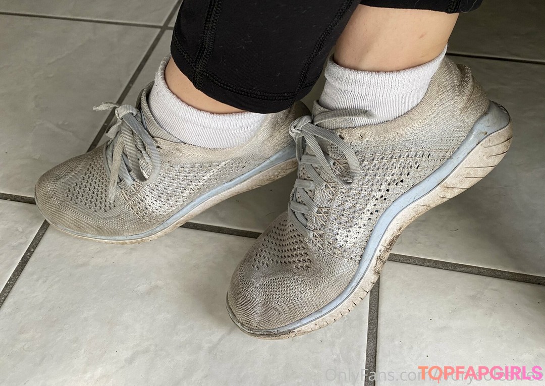 Foto desnuda filtrada de OnlyFans de Ivorysolesfree #65 Foto desnuda filtrada de OnlyFans de Ivorysolesfree #65