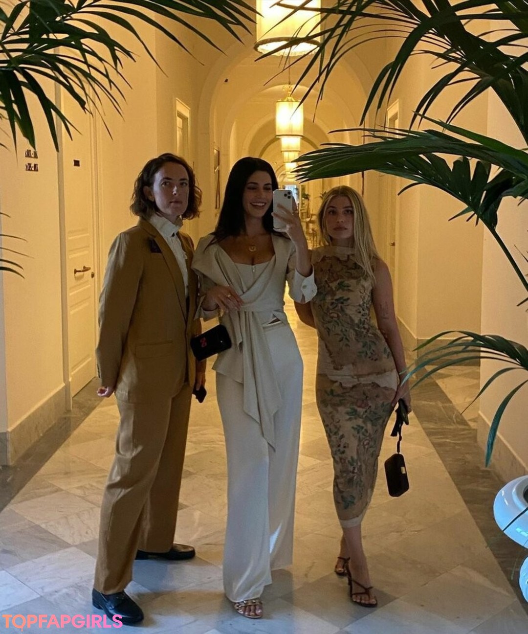 Foto desnuda filtrada de OnlyFans de Marina Diamandis #176 Foto desnuda filtrada de OnlyFans de Marina Diamandis #176