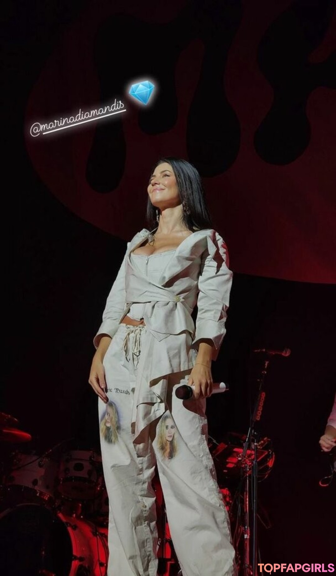 Foto desnuda filtrada de OnlyFans de Marina Diamandis #179 Foto desnuda filtrada de OnlyFans de Marina Diamandis #179