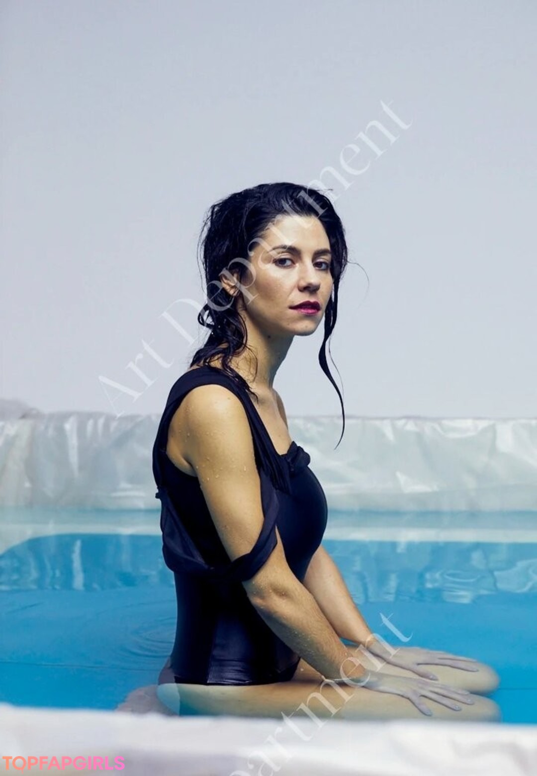 Foto desnuda filtrada de OnlyFans de Marina Diamandis #252 Foto desnuda filtrada de OnlyFans de Marina Diamandis #252