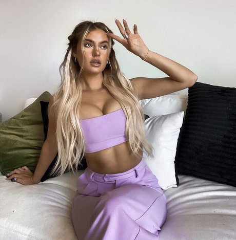 Meganajames