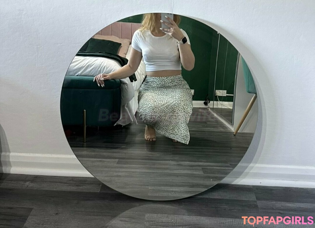 Foto desnuda filtrada de OnlyFans de Beethehotwife #29 Foto desnuda filtrada de OnlyFans de Beethehotwife #29
