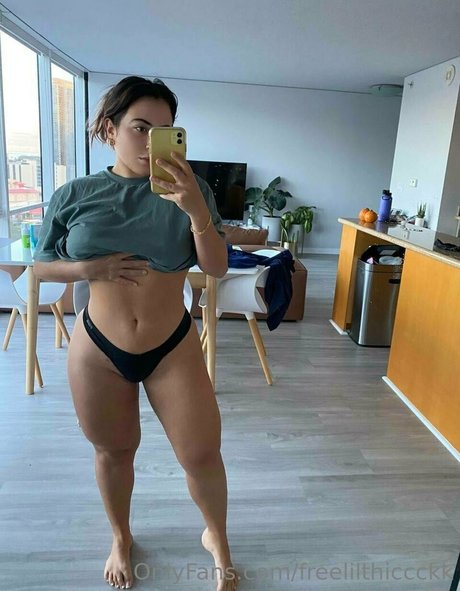 Freelilthiccckk