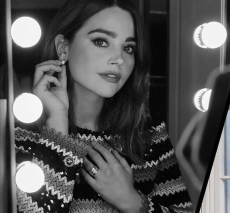 Foto desnuda filtrada de OnlyFans de Jenna Louise Coleman