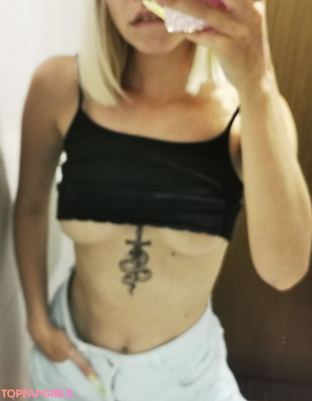 Foto desnuda filtrada de OnlyFans de Funsnail #1684