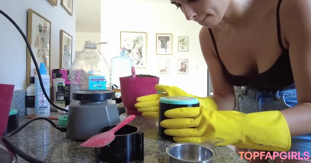 Foto desnuda filtrada de OnlyFans de Shirin Azami #275 Foto desnuda filtrada de OnlyFans de Shirin Azami #275