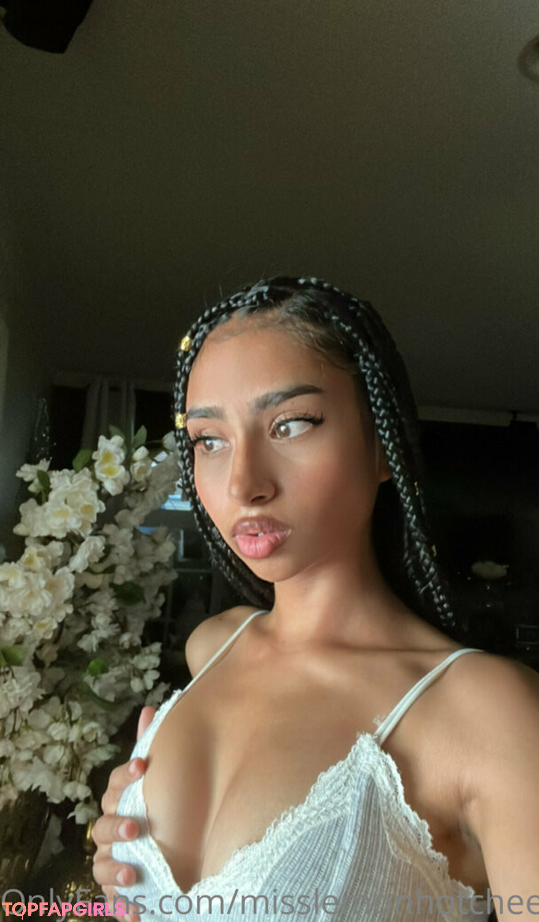 Foto desnuda filtrada de OnlyFans de Theultimatedeciever #68 Foto desnuda filtrada de OnlyFans de Theultimatedeciever #68