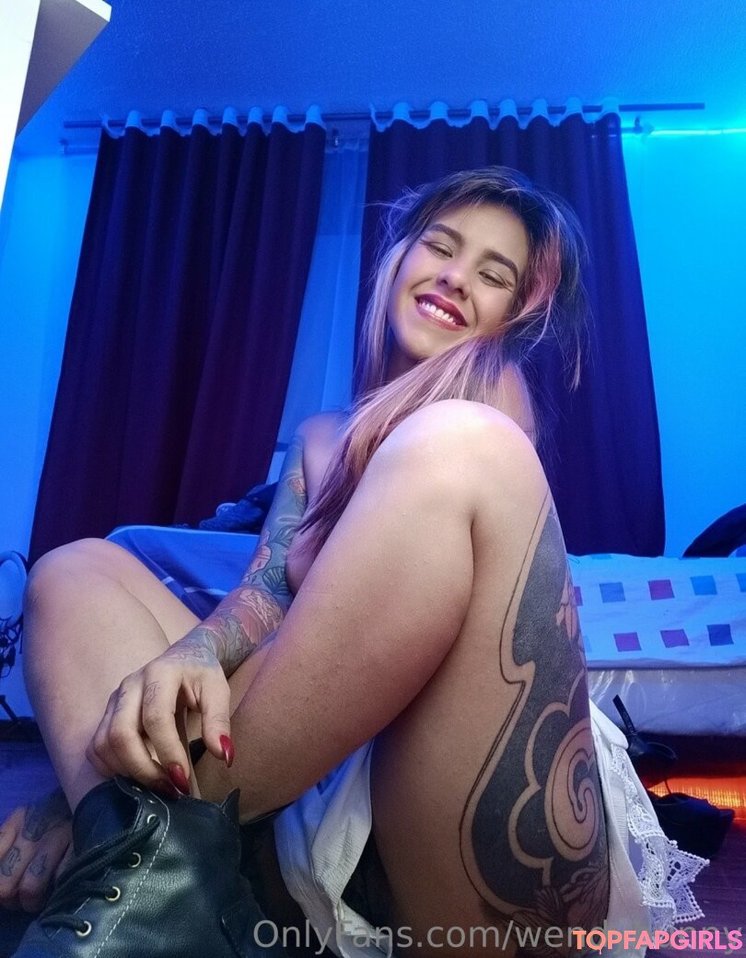 Foto desnuda filtrada de OnlyFans de Wendybunny #51 Foto desnuda filtrada de OnlyFans de Wendybunny #51