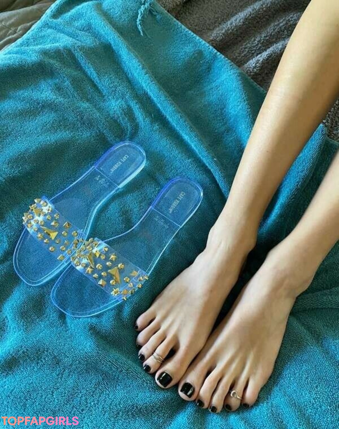 Foto desnuda filtrada de OnlyFans de Myposedtoes #121 Foto desnuda filtrada de OnlyFans de Myposedtoes #121