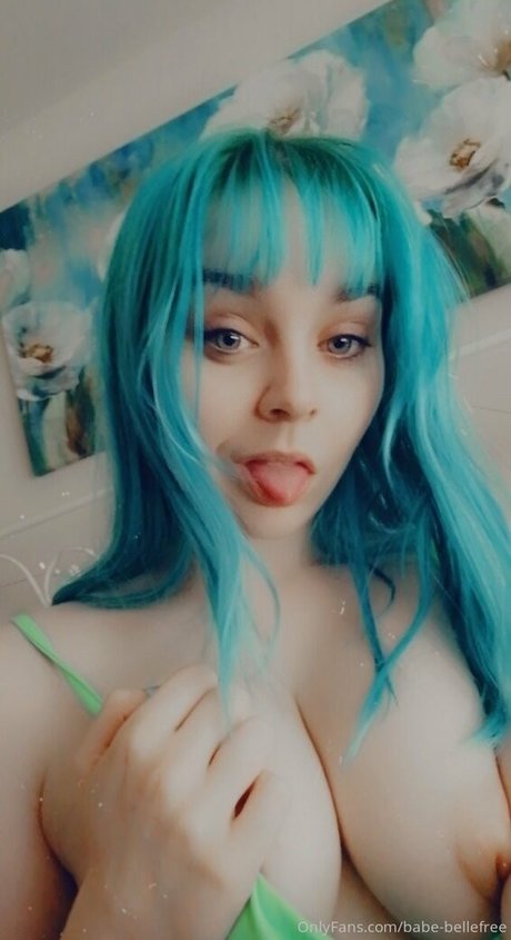 Foto desnuda filtrada de OnlyFans de Babebellefree