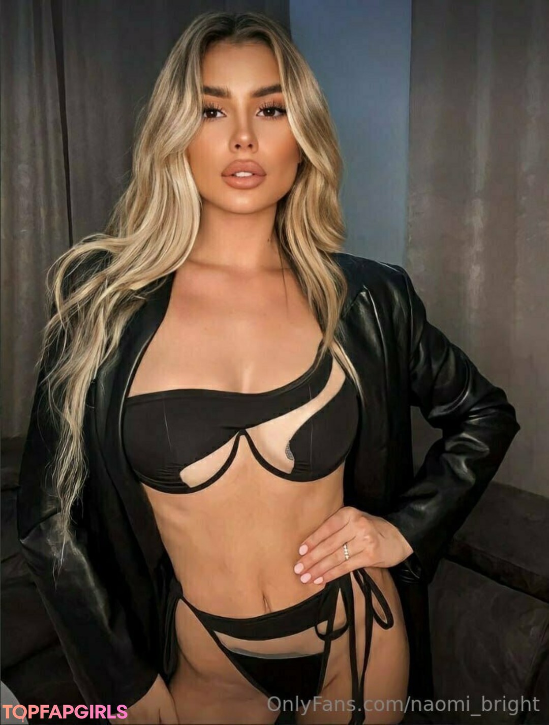 Foto desnuda filtrada de OnlyFans de Naomibright #224 Foto desnuda filtrada de OnlyFans de Naomibright #224