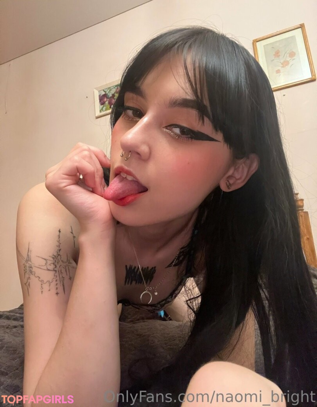 Foto desnuda filtrada de OnlyFans de Naomibright #89 Foto desnuda filtrada de OnlyFans de Naomibright #89