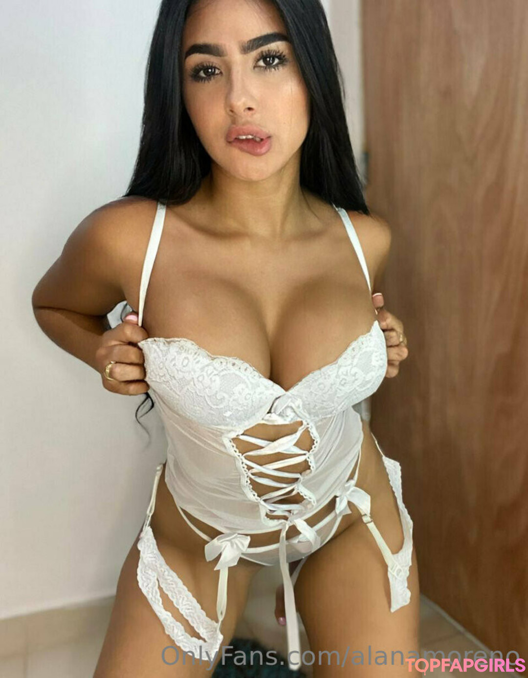 Foto desnuda filtrada de OnlyFans de Alanamoreno #52 Foto desnuda filtrada de OnlyFans de Alanamoreno #52
