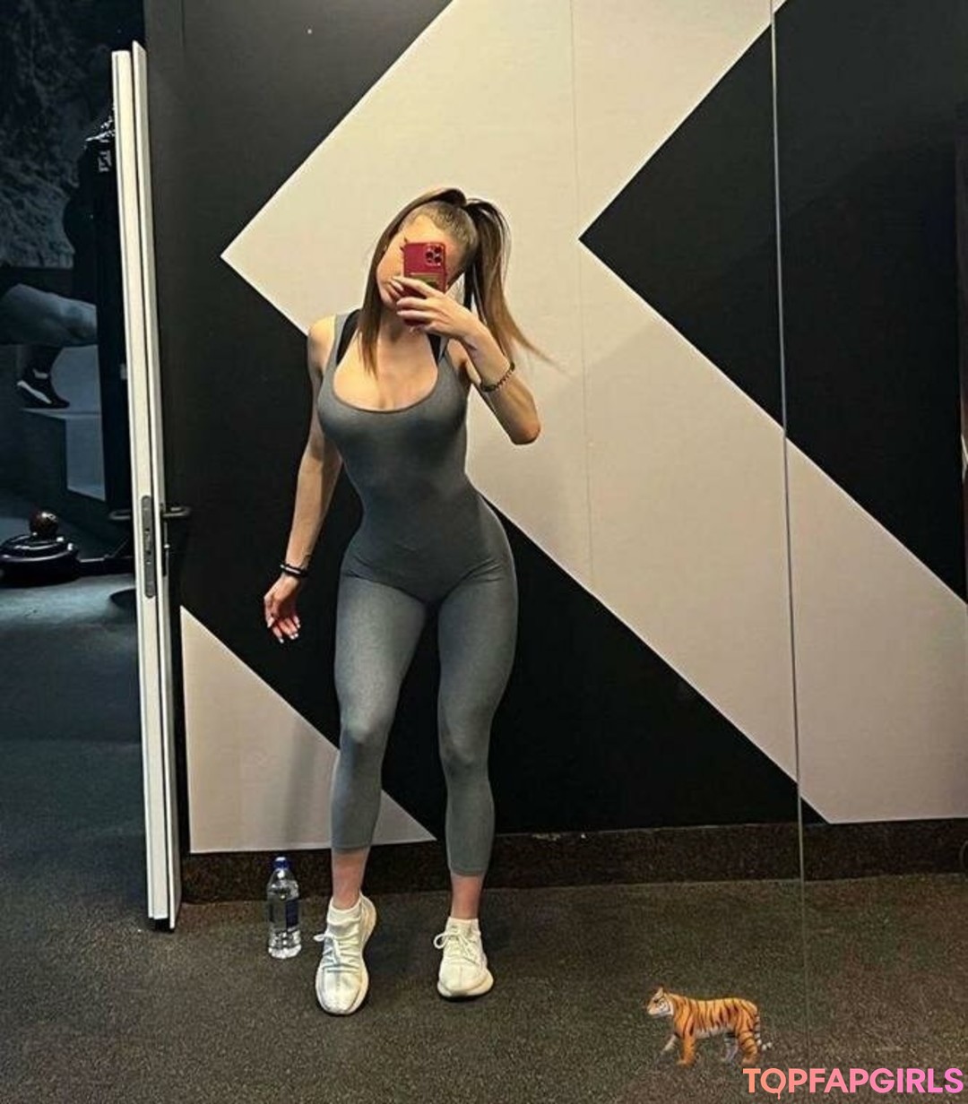 Foto desnuda filtrada de OnlyFans de Maria Grensi #21 Foto desnuda filtrada de OnlyFans de Maria Grensi #21