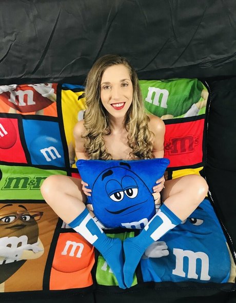 Leeshalynne