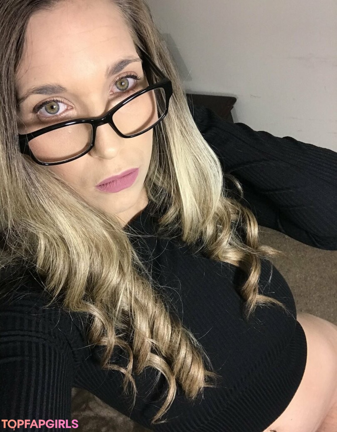 Foto desnuda filtrada de OnlyFans de Leeshalynne #50 Foto desnuda filtrada de OnlyFans de Leeshalynne #50