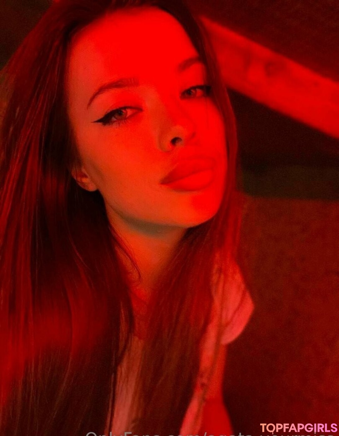 Foto desnuda filtrada de OnlyFans de Agatayourmiss #29 Foto desnuda filtrada de OnlyFans de Agatayourmiss #29