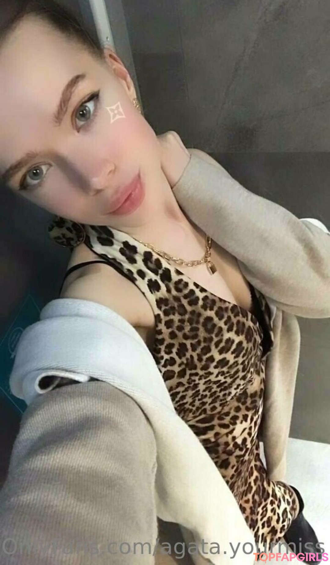 Foto desnuda filtrada de OnlyFans de Agatayourmiss #40 Foto desnuda filtrada de OnlyFans de Agatayourmiss #40