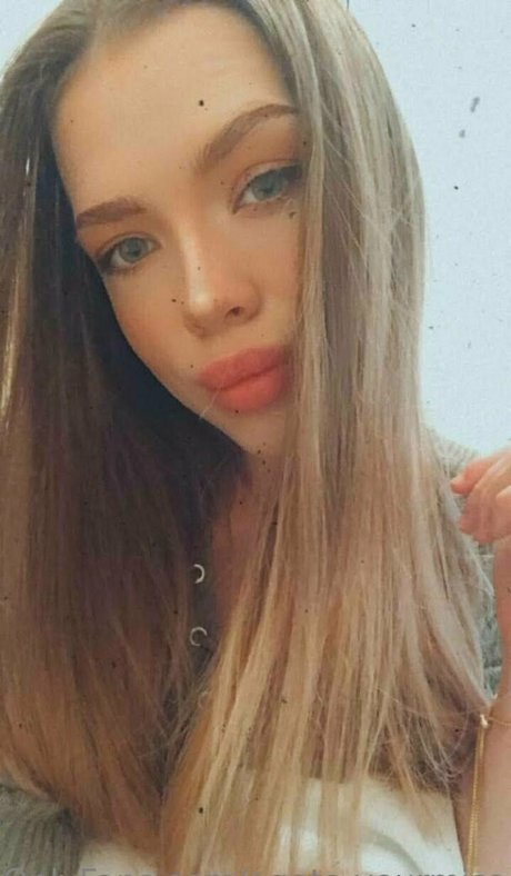 Foto desnuda filtrada de OnlyFans de Agatayourmiss