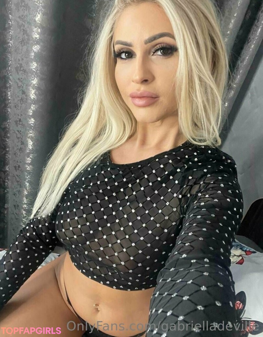 Foto desnuda filtrada de OnlyFans de Gabrielladeville #7 Foto desnuda filtrada de OnlyFans de Gabrielladeville #7