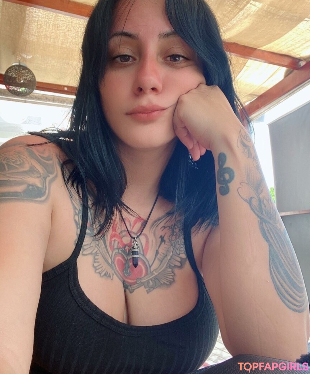 Foto desnuda filtrada de OnlyFans de Deborah Milano #34 Foto desnuda filtrada de OnlyFans de Deborah Milano #34