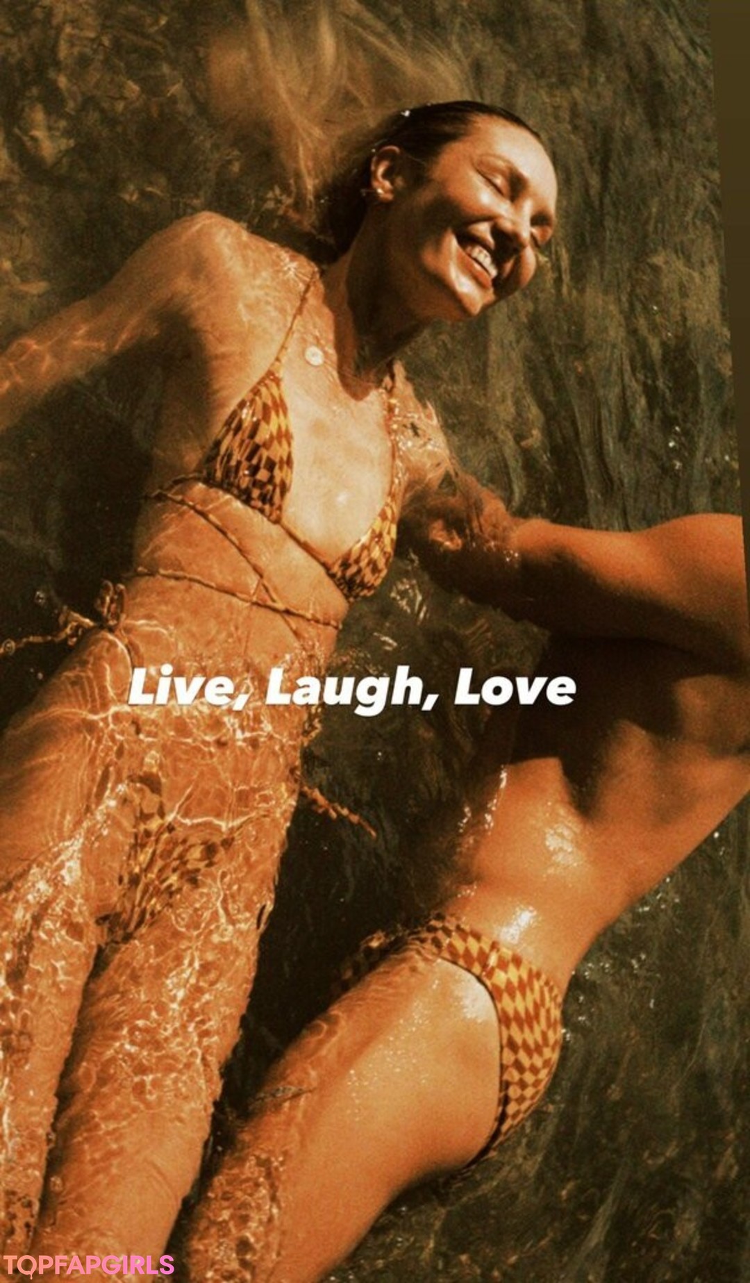 Foto desnuda filtrada de OnlyFans de Candice Swanepoel #313 Foto desnuda filtrada de OnlyFans de Candice Swanepoel #313